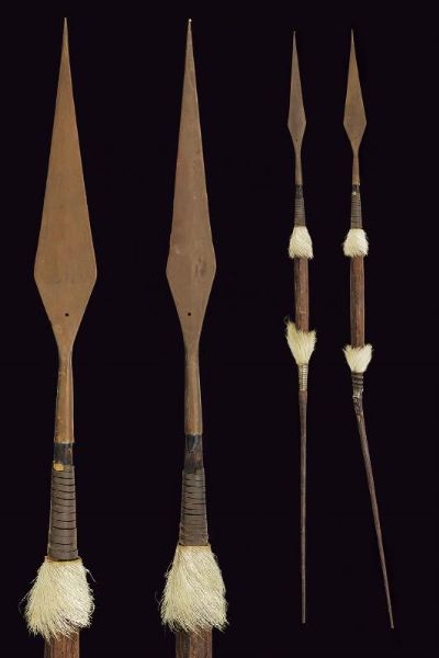 Lotto di due piccole lance rituali  - Asta La Collezione di Armi Antiche di un Gentiluomo Californiano - Associazione Nazionale - Case d'Asta italiane