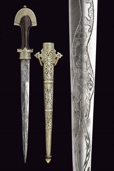 Lungo pugnale  - Asta La Collezione di Armi Antiche di un Gentiluomo Californiano - Associazione Nazionale - Case d'Asta italiane