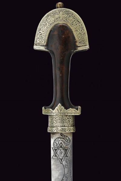 Lungo pugnale  - Asta La Collezione di Armi Antiche di un Gentiluomo Californiano - Associazione Nazionale - Case d'Asta italiane