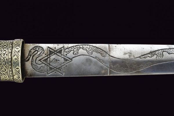 Lungo pugnale  - Asta La Collezione di Armi Antiche di un Gentiluomo Californiano - Associazione Nazionale - Case d'Asta italiane