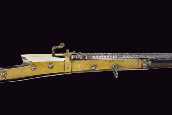 Fucile a miccia tipo torador  - Asta La Collezione di Armi Antiche di un Gentiluomo Californiano - Associazione Nazionale - Case d'Asta italiane