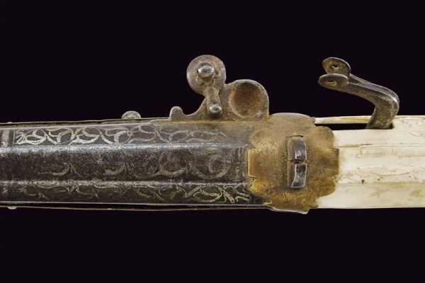 Fucile a miccia tipo torador  - Asta La Collezione di Armi Antiche di un Gentiluomo Californiano - Associazione Nazionale - Case d'Asta italiane