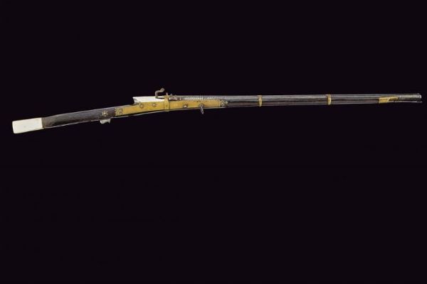 Fucile a miccia tipo torador  - Asta La Collezione di Armi Antiche di un Gentiluomo Californiano - Associazione Nazionale - Case d'Asta italiane