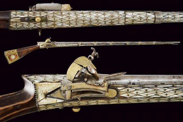 Importante tufenk del tipo Boyliya alla micheletta  - Asta La Collezione di Armi Antiche di un Gentiluomo Californiano - Associazione Nazionale - Case d'Asta italiane