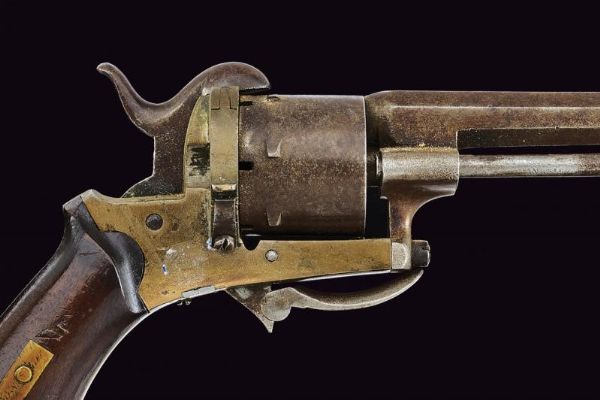 Revolver a spillo  - Asta La Collezione di Armi Antiche di un Gentiluomo Californiano - Associazione Nazionale - Case d'Asta italiane