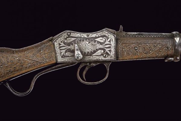 Interessante carabina corta tipo Martini con decorazioni in argento  - Asta La Collezione di Armi Antiche di un Gentiluomo Californiano - Associazione Nazionale - Case d'Asta italiane