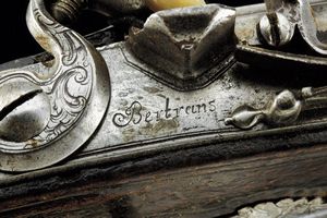 Pistola a pietra focaia a due canne di Bertrans  - Asta La Collezione di Armi Antiche di un Gentiluomo Californiano - Associazione Nazionale - Case d'Asta italiane