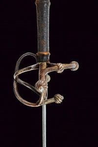 Spada bastarda a una mano e mezza  - Asta La Collezione di Armi Antiche di un Gentiluomo Californiano - Associazione Nazionale - Case d'Asta italiane