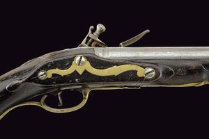 Rara pistola a pietra focaia da mancino  - Asta La Collezione di Armi Antiche di un Gentiluomo Californiano - Associazione Nazionale - Case d'Asta italiane