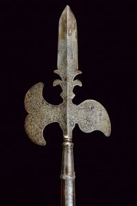 Alabarda incisa in stile del XVII secolo  - Asta La Collezione di Armi Antiche di un Gentiluomo Californiano - Associazione Nazionale - Case d'Asta italiane
