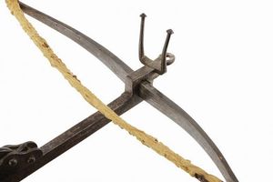 Balestra a pallottole  - Asta La Collezione di Armi Antiche di un Gentiluomo Californiano - Associazione Nazionale - Case d'Asta italiane