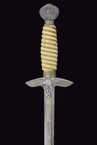 Pugnale da ufficiale di aviazione 2 modello (replica)  - Asta La Collezione di Armi Antiche di un Gentiluomo Californiano - Associazione Nazionale - Case d'Asta italiane