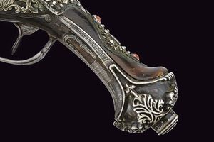 Bellissima pistola a pietra focaia in stile Ali Pasha con fornimenti in argento  - Asta La Collezione di Armi Antiche di un Gentiluomo Californiano - Associazione Nazionale - Case d'Asta italiane