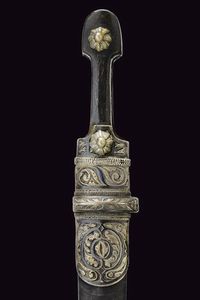 Kindjal  - Asta La Collezione di Armi Antiche di un Gentiluomo Californiano - Associazione Nazionale - Case d'Asta italiane
