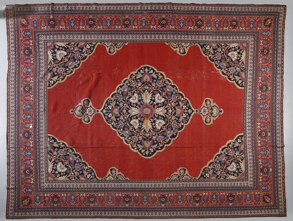 MANIFATTURA PERSIANA : Magnifico esemplare di tappeto Khorassan, zona nord-orientale persiana, a tinte vegetali e nodo fine. Seconda met XIX secolo  - Asta Asta 502 | ARTE ANTICA E DEL XIX SECOLO Online - Associazione Nazionale - Case d'Asta italiane