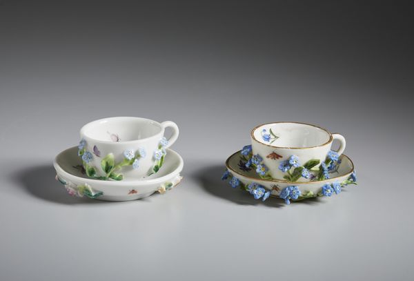 MANIFATTURA DEL XVIII-XIX SECOLO : Gruppo di sette tazzine in porcellana in miniatura, varie manifatture  - Asta Asta 502 | ARTE ANTICA E DEL XIX SECOLO Online - Associazione Nazionale - Case d'Asta italiane