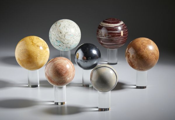MANIFATTURA DEL XX SECOLO : Sette sfere in pietre, marmi e minerali  - Asta Asta 502 | ARTE ANTICA E DEL XIX SECOLO Online - Associazione Nazionale - Case d'Asta italiane