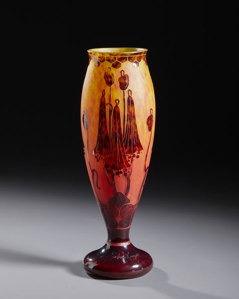 LE VERRE FRANCAIS : Vaso a balaustro in vetro finemente inciso all'acido con fiori di datura nei toni bruno arancio su fondo arancio e giallo  - Asta Asta 502 | ARTE ANTICA E DEL XIX SECOLO Online - Associazione Nazionale - Case d'Asta italiane