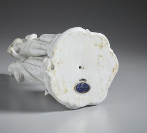 MANIFATTURA GEMINIANO COZZI, VENEZIA, 1780 CIRCA : Gruppo in porcellana bianca raffigurante tre personaggi in un ambientazione agreste  - Asta Asta 502 | ARTE ANTICA E DEL XIX SECOLO Online - Associazione Nazionale - Case d'Asta italiane