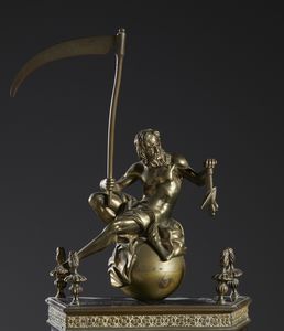 MANIFATTURA FRANCESE DEL XIX SECOLO : Grande orologio da tavolo in stile Boulle, in legno ebanizzato intarsiato in metallo dorato a creare decori fitomorfi e applicazioni in bronzo dorato, cassa architettonica sormontata da figura allegorica del Tempo e da quattro putti alati  - Asta Asta 502 | ARTE ANTICA E DEL XIX SECOLO Online - Associazione Nazionale - Case d'Asta italiane