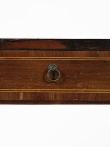 MANIFATTURA DEL XIX SECOLO : Consolle lastronata e filettata, cassetto sul fronte e gambe troncopiramidali  - Asta Asta 502 | ARTE ANTICA E DEL XIX SECOLO Online - Associazione Nazionale - Case d'Asta italiane