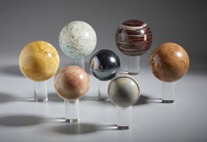 MANIFATTURA DEL XX SECOLO : Sette sfere in pietre, marmi e minerali  - Asta Asta 502 | ARTE ANTICA E DEL XIX SECOLO Online - Associazione Nazionale - Case d'Asta italiane