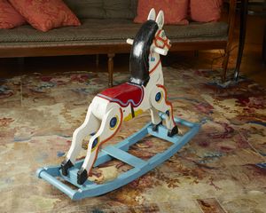 MANIFATTURA DEL XX SECOLO : Cavallo a dondolo in legno dipinto  - Asta Asta 502 | ARTE ANTICA E DEL XIX SECOLO Online - Associazione Nazionale - Case d'Asta italiane