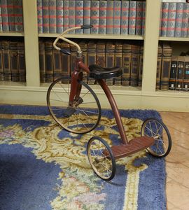 MANIFATTURA DEL XX SECOLO : Triciclo Gartons Streamline in metallo verniciato  - Asta Asta 502 | ARTE ANTICA E DEL XIX SECOLO Online - Associazione Nazionale - Case d'Asta italiane
