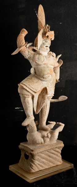 Figura di guerriero in terracotta con tracce di policromia, Cina, Dinastia Tang (618-906)  - Asta Fine Asian Works of Art - Associazione Nazionale - Case d'Asta italiane
