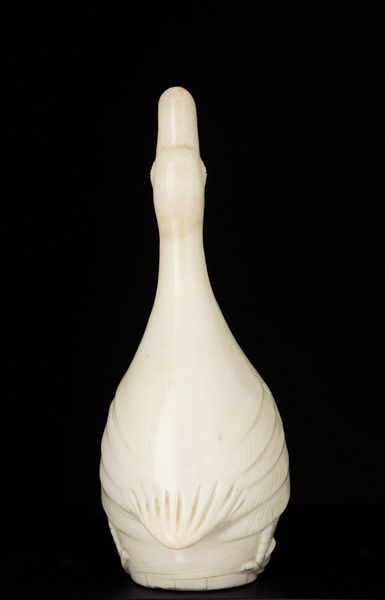 Fiasca in porcellana bianca raffigurante oca, Cina, Dinastia Qing, inizio XIX secolo  - Asta Fine Asian Works of Art - Associazione Nazionale - Case d'Asta italiane