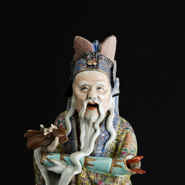 Grande figura in porcellana policroma raffigurante saggio a cavallo di un gallo, Dinastia Qing, fine XIX secolo  - Asta Fine Asian Works of Art - Associazione Nazionale - Case d'Asta italiane