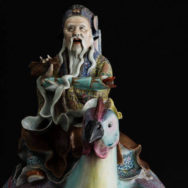 Grande figura in porcellana policroma raffigurante saggio a cavallo di un gallo, Dinastia Qing, fine XIX secolo  - Asta Fine Asian Works of Art - Associazione Nazionale - Case d'Asta italiane