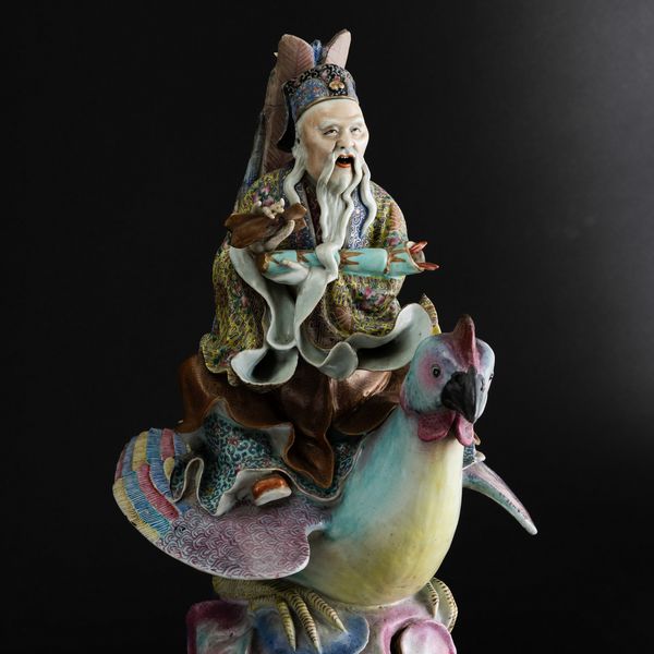 Grande figura in porcellana policroma raffigurante saggio a cavallo di un gallo, Dinastia Qing, fine XIX secolo  - Asta Fine Asian Works of Art - Associazione Nazionale - Case d'Asta italiane