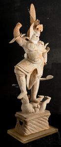 Figura di guerriero in terracotta con tracce di policromia, Cina, Dinastia Tang (618-906)  - Asta Fine Asian Works of Art - Associazione Nazionale - Case d'Asta italiane