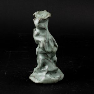 Figura di montagnetta in porcellana Jun Ware, Cina, XIX secolo  - Asta Fine Asian Works of Art - Associazione Nazionale - Case d'Asta italiane