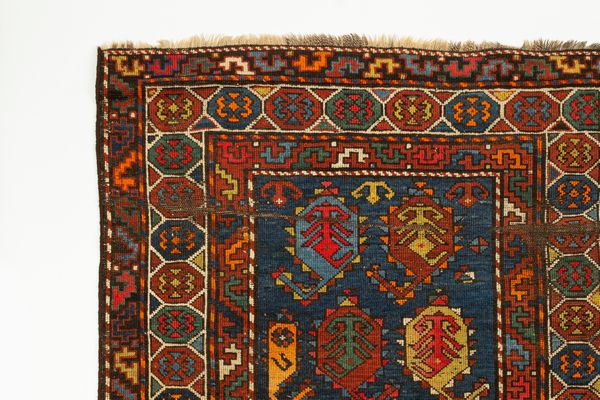 Lotto composto da quattro tappeti, di cui tre Kilim  - Asta Incanti d'Arte - Associazione Nazionale - Case d'Asta italiane