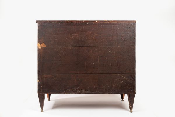 Piccola credenza neoclassica  - Asta Incanti d'Arte - Associazione Nazionale - Case d'Asta italiane
