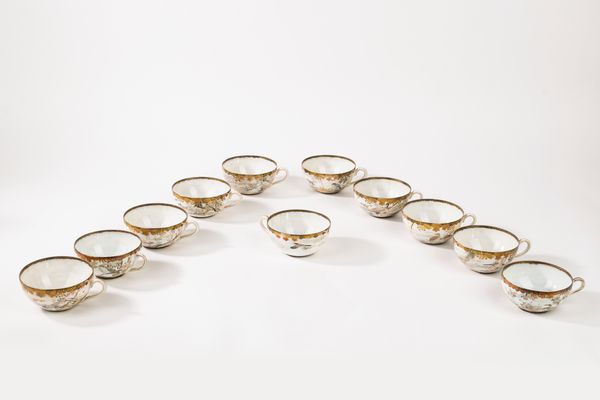 Servizio da tè in porcellana policroma, Giappone inizi secolo XX  - Asta Incanti d'Arte - Associazione Nazionale - Case d'Asta italiane