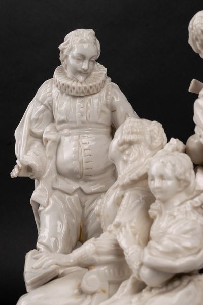 Gruppo in porcellana bianca raffigurante concerto, manifattura di Capodimonte, secolo XVIII/XIX  - Asta Incanti d'Arte - Associazione Nazionale - Case d'Asta italiane