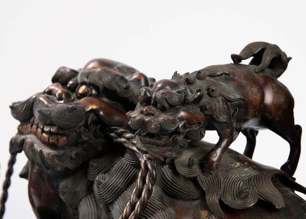 Due grandi incensieri in bronzo con coperchio  - Asta Incanti d'Arte - Associazione Nazionale - Case d'Asta italiane