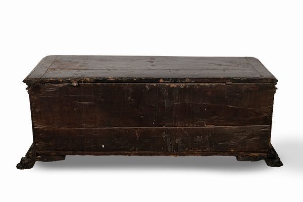 Cassapanca in legno intagliato ed ebanizzato  - Asta Incanti d'Arte - Associazione Nazionale - Case d'Asta italiane