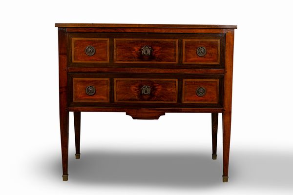 Cassettone in stile Luigi XVI  - Asta Incanti d'Arte - Associazione Nazionale - Case d'Asta italiane