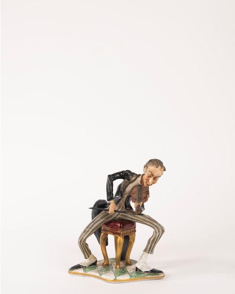 Scultura in porcellana policroma raffigurante violinista, fine secolo XIX-inizi secolo XX  - Asta Incanti d'Arte - Associazione Nazionale - Case d'Asta italiane