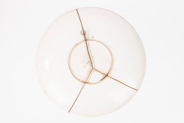 Coppia di grandi piatti da parata in maiolica policroma. Manifattura di Richard Ginori, fine secolo XIX/XX  - Asta Incanti d'Arte - Associazione Nazionale - Case d'Asta italiane