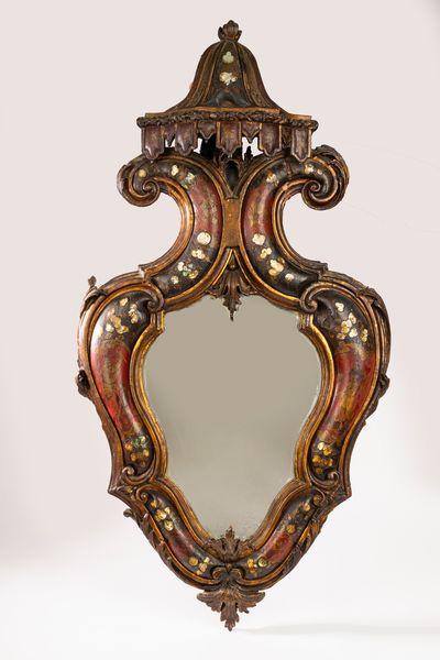 Specchiera in legno intagliato e laccato, Venezia, secolo XVIII/XIX  - Asta Incanti d'Arte - Associazione Nazionale - Case d'Asta italiane