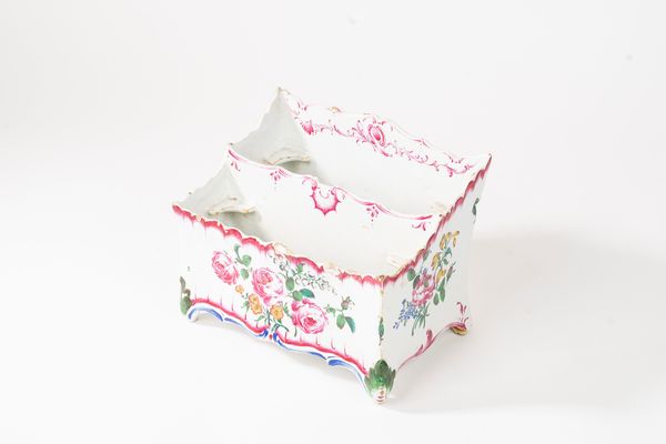 Jardinière in maiolica policroma, Francia, secolo XVIII  - Asta Incanti d'Arte - Associazione Nazionale - Case d'Asta italiane