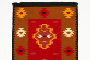 Lotto composto da quattro tappeti, di cui tre Kilim  - Asta Incanti d'Arte - Associazione Nazionale - Case d'Asta italiane