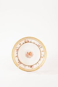 Set di sei piatti in porcellana policroma, manifattura di Meissen, secolo XIX  - Asta Incanti d'Arte - Associazione Nazionale - Case d'Asta italiane