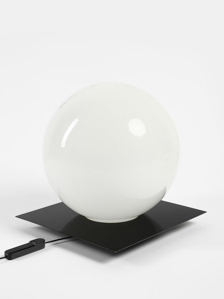 GRAMIGNA GIULIANA & MAZZA SERGIO : Lampada da tavolo mod. Micol per Quattrifolio Design, Milano.  - Asta Asta 503 | DESIGN E ARTI DECORATIVE DEL NOVECENTO Virtuale - Associazione Nazionale - Case d'Asta italiane