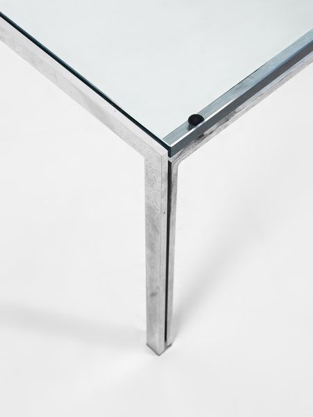 ROSS LITTELL : Tavolino da salotto Luar per ICF Padova.  - Asta Asta 503 | DESIGN E ARTI DECORATIVE DEL NOVECENTO Virtuale - Associazione Nazionale - Case d'Asta italiane